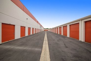 Public Storage - 18 Hughes Irvine, CA 92618