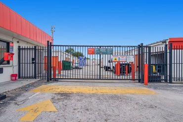 Public Storage - 15760 NW 27th Ave Opa-Locka, FL 33054