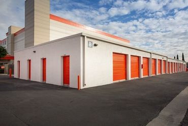Public Storage - 1040 N Main Street Orange, CA 92867