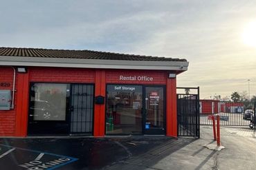 Public Storage - 1820 Frienza Ave Sacramento, CA 95815