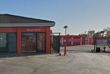 Public Storage - 1820 Frienza Ave Sacramento, CA 95815