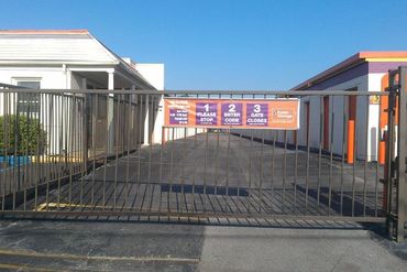 Public Storage - 3052 Leeman Ferry Road SW Huntsville, AL 35801