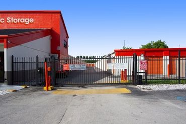 Public Storage - 16970 NW 4th Ave Miami, FL 33169