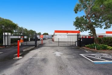 Public Storage - 3350 SW 10th Street Deerfield Beach, FL 33442