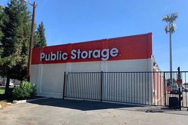 Public Storage - 2012 West Briggsmore Ave Modesto, CA 95350