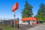 Public Storage - 8928 NE Halsey Street Portland, OR 97220