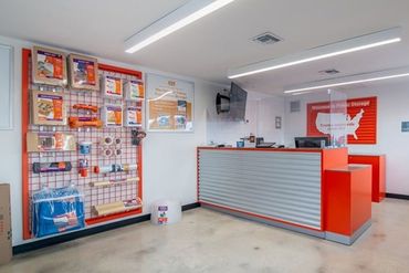 Public Storage - 6800 W 4th Ave Hialeah, FL 33014