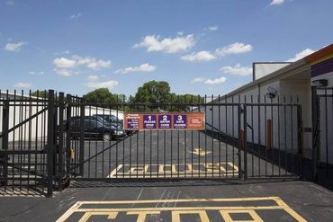 Public Storage - 1110 E Roosevelt Road Lombard, IL 60148