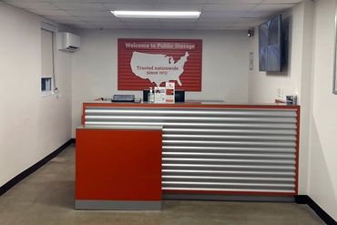 Public Storage - 28W650 Roosevelt Road Winfield, IL 60190