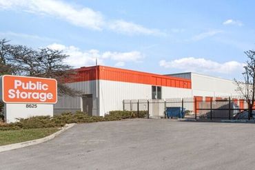 Public Storage - 8625 Waukegan Road Morton Grove, IL 60053
