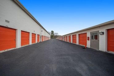 Public Storage - 12423 Middlebrook Road Germantown, MD 20874