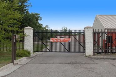 Public Storage - 5180 S Dort Hwy Flint, MI 48507