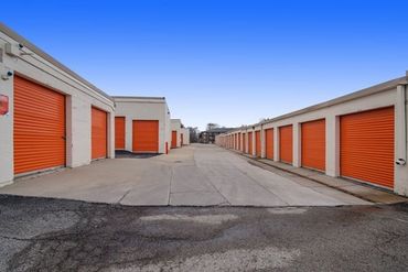 Public Storage - 2109 Ogden Ave Lisle, IL 60532