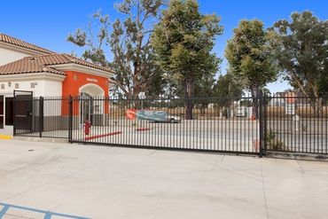 Public Storage - 33275 Antelope Road Murrieta, CA 92563