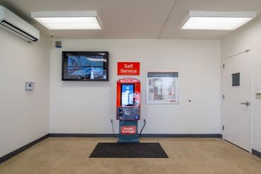 Public Storage - 1600 E Davis St Arlington Heights, IL 60005