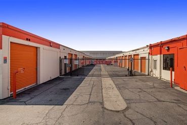 Public Storage - 15534 Arrow Highway Irwindale, CA 91706