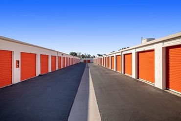Public Storage - 4400 McGrath St Ventura, CA 93003