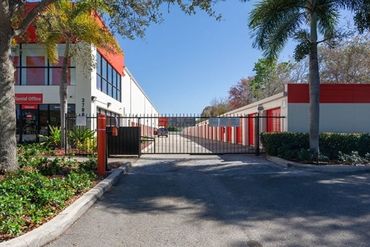 Public Storage - 3700 S University Dr Davie, FL 33328