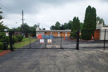 Public Storage - 6713 Strawberry Lane Louisville, KY 40214