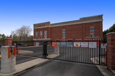 Public Storage - 2729 Solomons Island Rd Edgewater, MD 21037