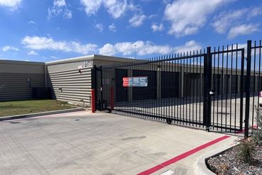 Public Storage - 2400 Riverside Dr Fort Worth, TX 76103