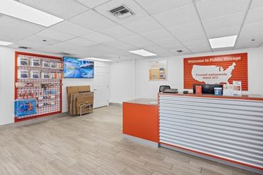 Public Storage - 510 Douglas Ave Altamonte Springs, FL 32714