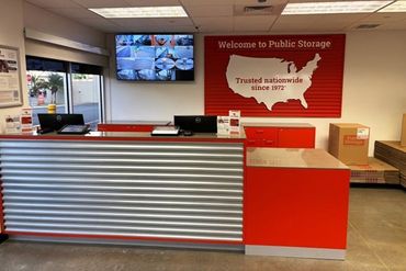 Public Storage - 935 Dillingham Blvd Honolulu, HI 96817