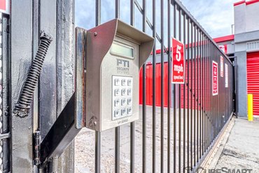 CubeSmart Self Storage - 4200 N Harbor Blvd Fullerton, CA 92835