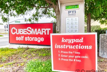 CubeSmart Self Storage - 20700 Canada Rd Lake Forest, CA 92630
