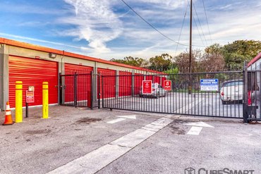 CubeSmart Self Storage - 198 W Artesia Blvd Long Beach, CA 90805