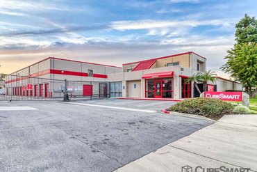 CubeSmart Self Storage - 301 Lemon Creek Dr Walnut, CA 91789