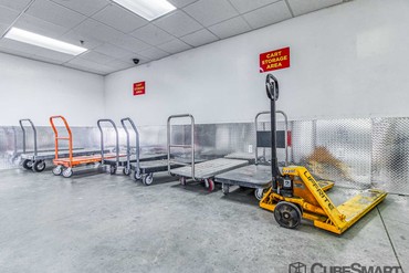 CubeSmart Self Storage - 7059 S Kenton St Centennial, CO 80112
