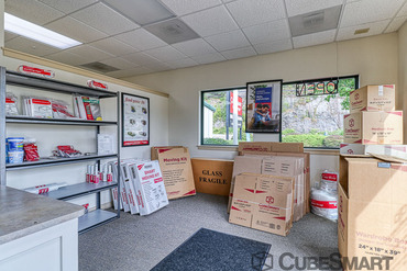 CubeSmart Self Storage - 808 S Main St Beacon Falls, CT 06403