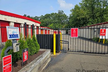 CubeSmart Self Storage - 171 Cedar St Branford, CT 06405