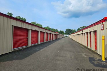 CubeSmart Self Storage - 171 Cedar St Branford, CT 06405
