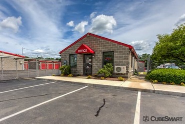 CubeSmart Self Storage - 260 George Washington Rd Enfield, CT 06082