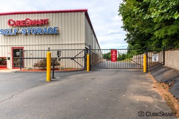 CubeSmart Self Storage - 255 Center St Manchester, CT 06040