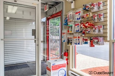 CubeSmart Self Storage - 255 Center St Manchester, CT 06040