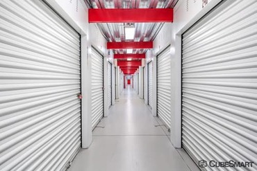 CubeSmart Self Storage - 255 Center St Manchester, CT 06040