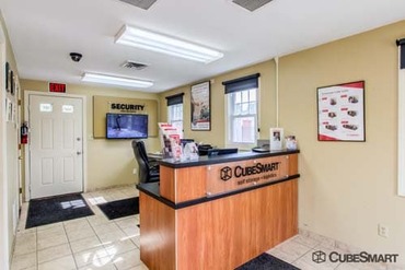 CubeSmart Self Storage - 510 N Main St Manchester, CT 06042