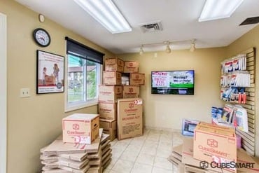 CubeSmart Self Storage - 510 N Main St Manchester, CT 06042