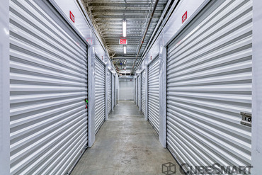 CubeSmart Self Storage - 391 N Frontage Rd New London, CT 06320