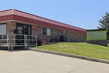 Extra Space Storage - 2050 W 6th Ave Broomfield, CO 80020