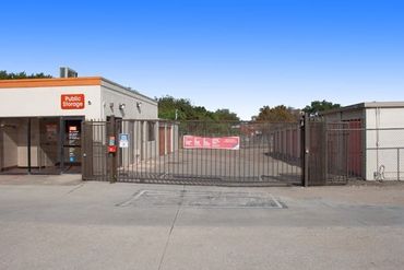 Public Storage - 690 E State Highway 121 Lewisville, TX 75057
