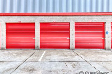 CubeSmart Self Storage - 919 S Lone Hill Ave Glendora, CA 91740