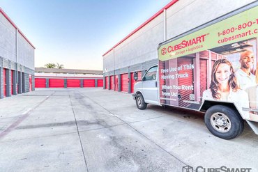 CubeSmart Self Storage - 1625 W Vista Way Vista, CA 92083
