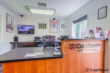 CubeSmart Self Storage - 873 Main St Monroe, CT 06468