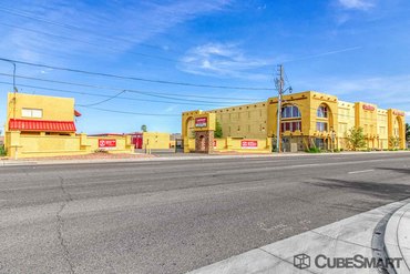 CubeSmart Self Storage - 15821 N Dysart Rd Surprise, AZ 85374