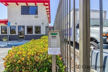 CubeSmart Self Storage - 366 W El Norte Pkwy Escondido, CA 92026