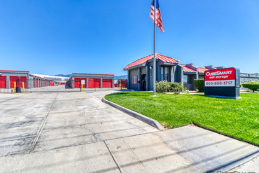 CubeSmart Self Storage - 1238 W Baseline Rd Rialto, CA 92376